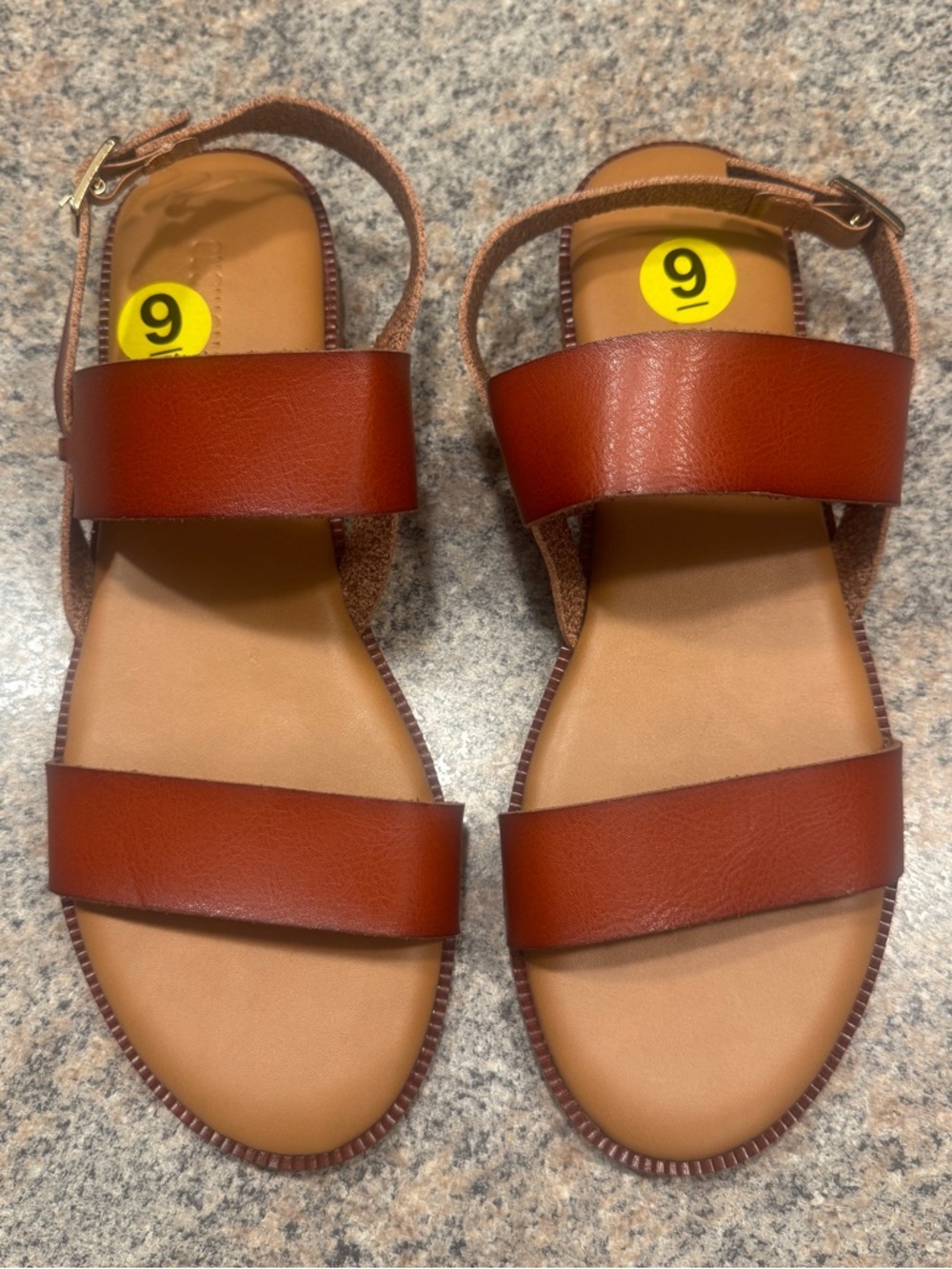 Cushionaire Lima Women’s Two-Strap Sandals. Size 9